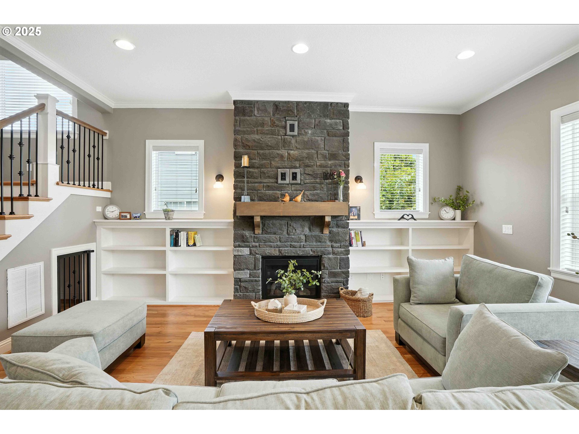2515 NW 23RD AVE
