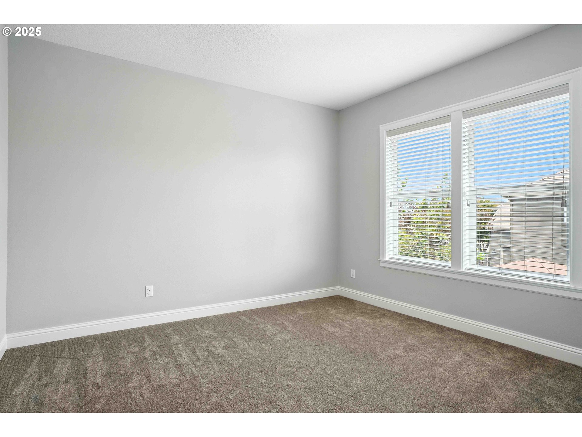 2515 NW 23RD AVE