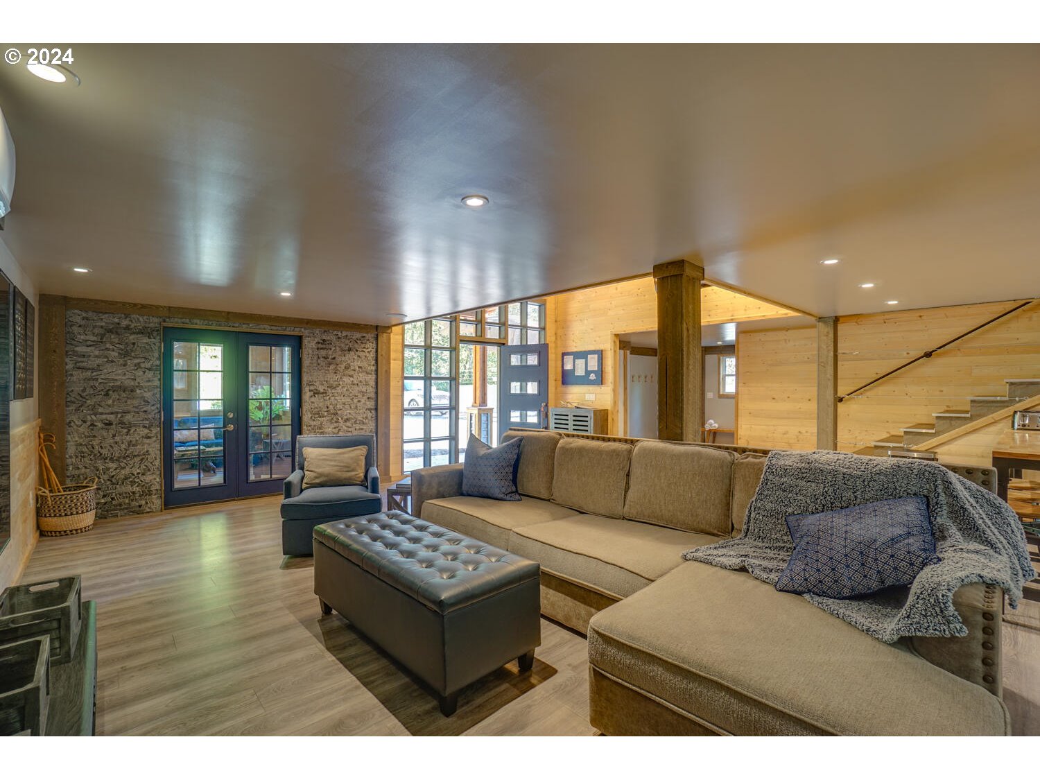 61 JOY RD