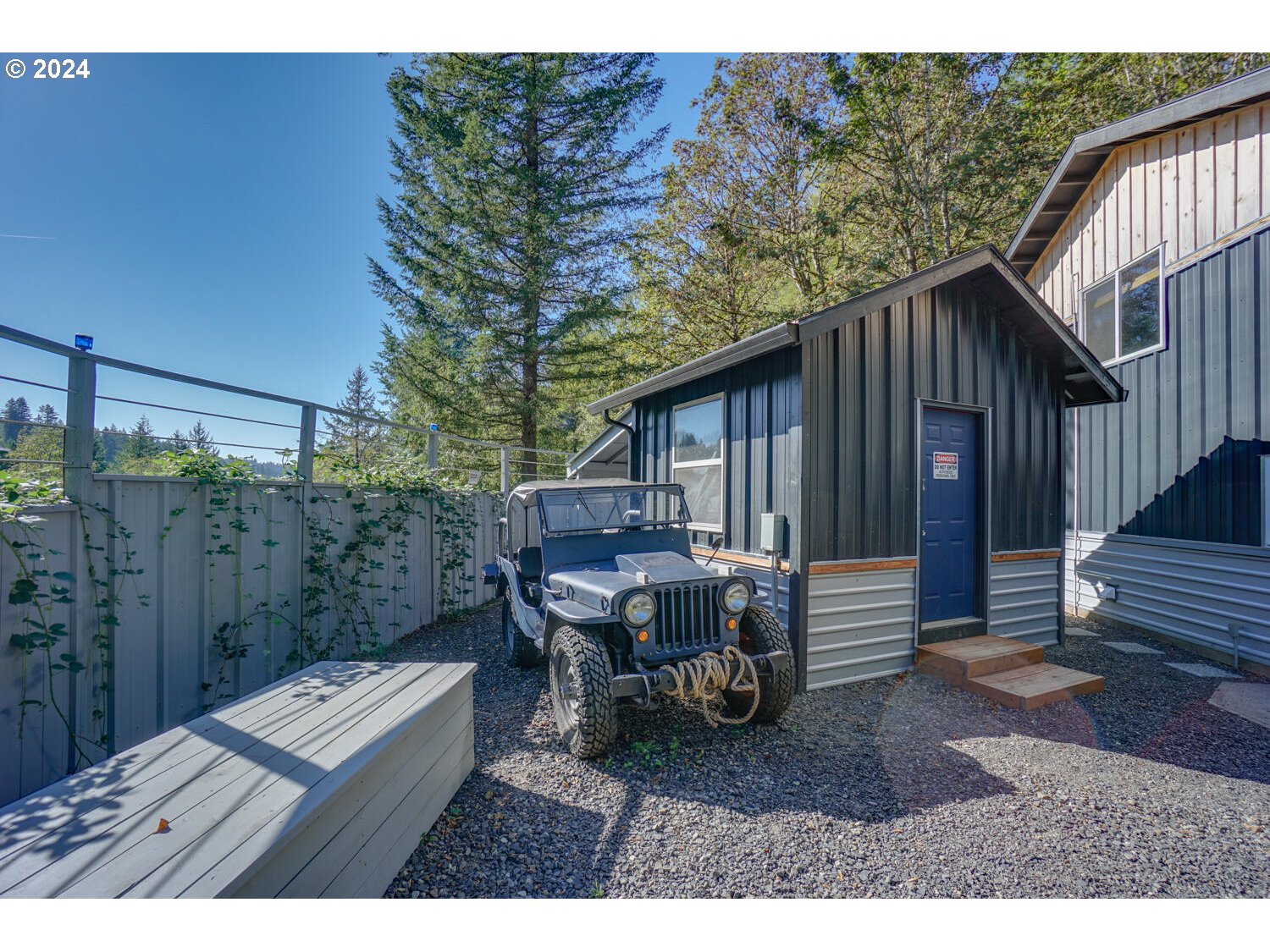 61 JOY RD