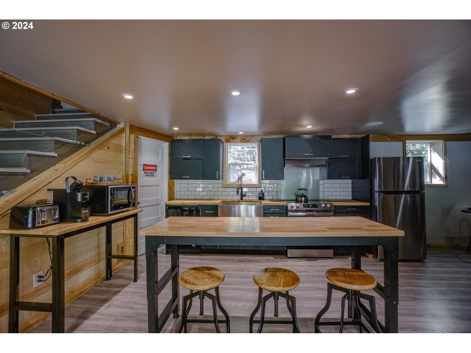 61 JOY RD