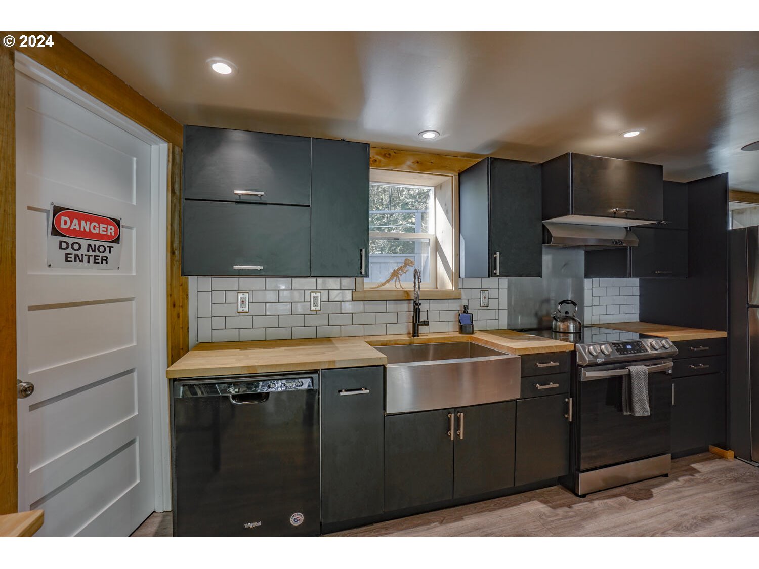 61 JOY RD