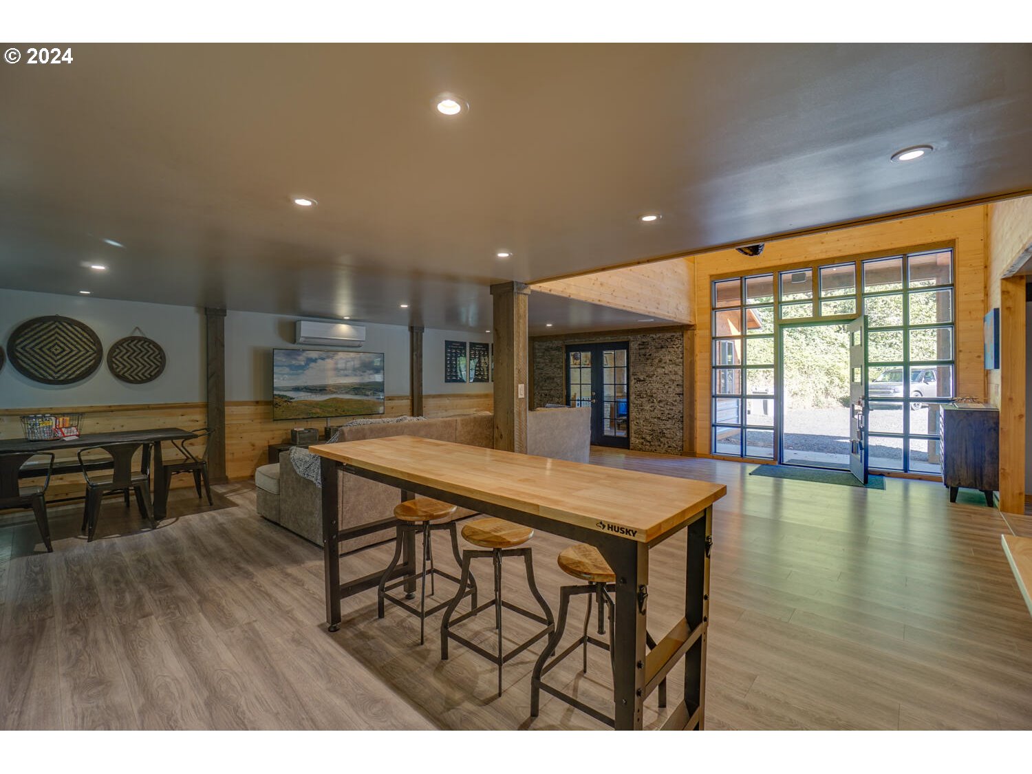 61 JOY RD