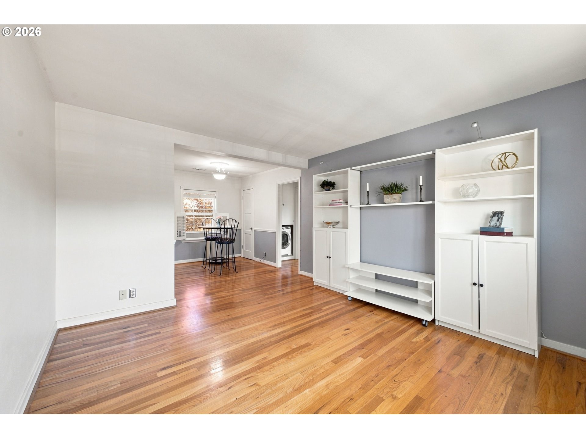 304 E 12TH ST D