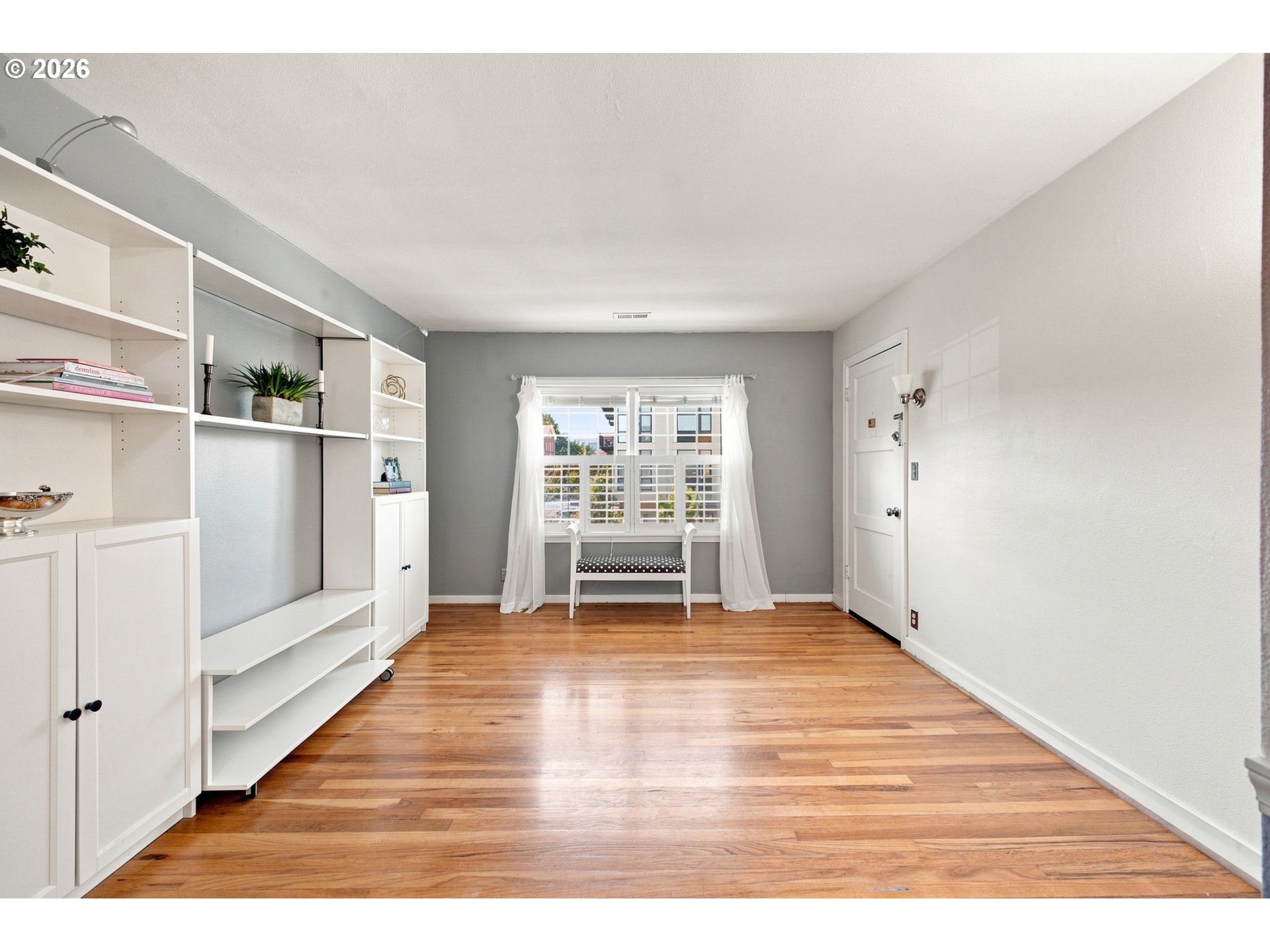 304 E 12TH ST D