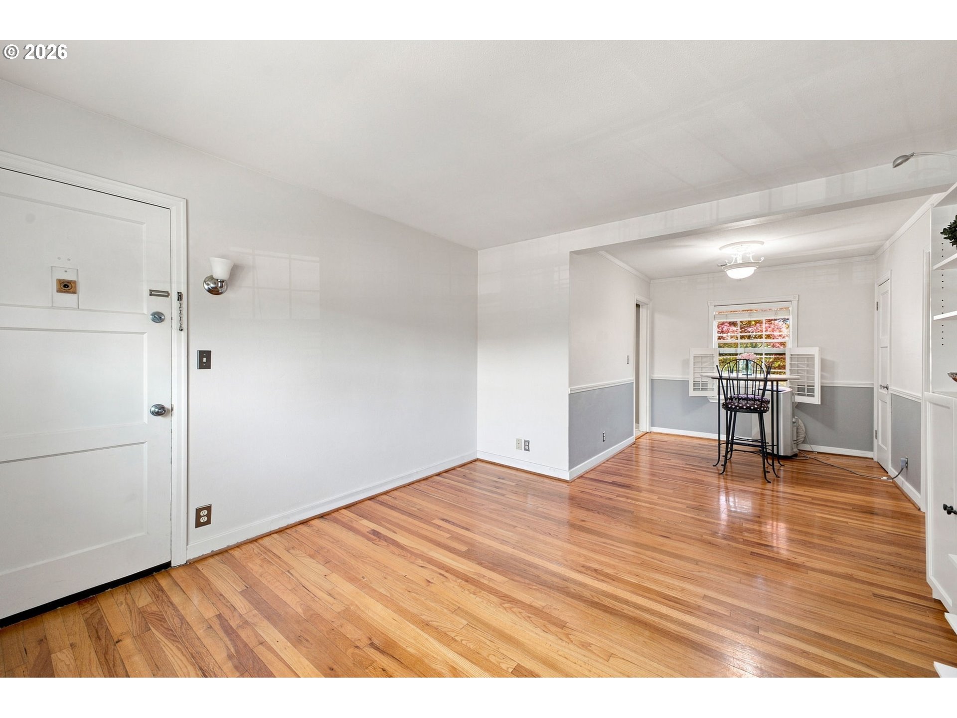 304 E 12TH ST D