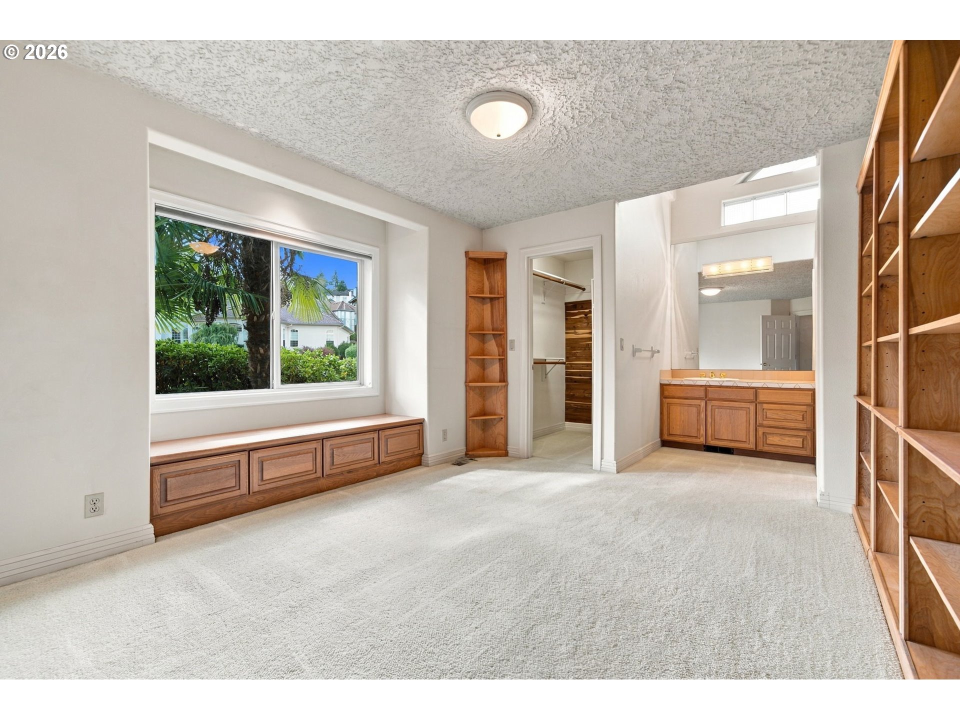 2701 NW LACAMAS DR