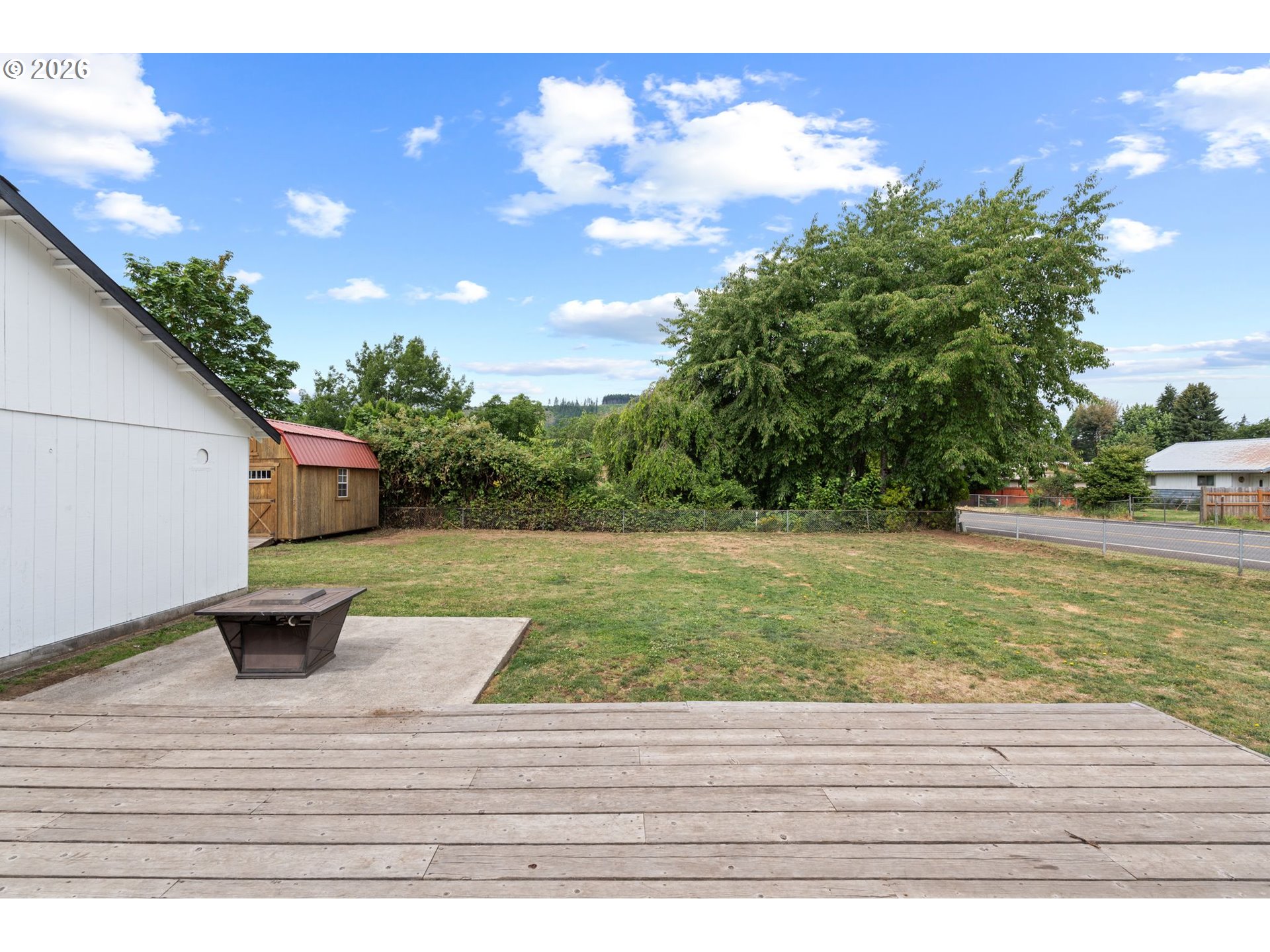 12 ROSENBACH LN