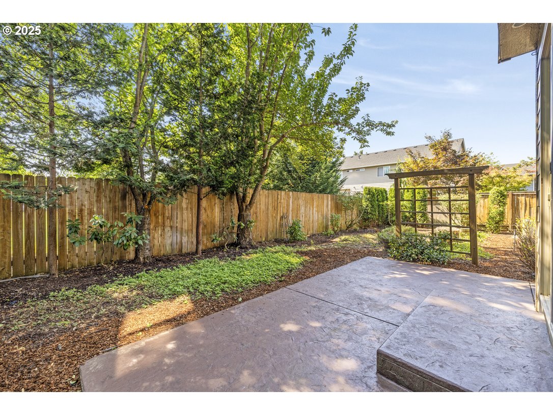 2410 NE 182ND CT