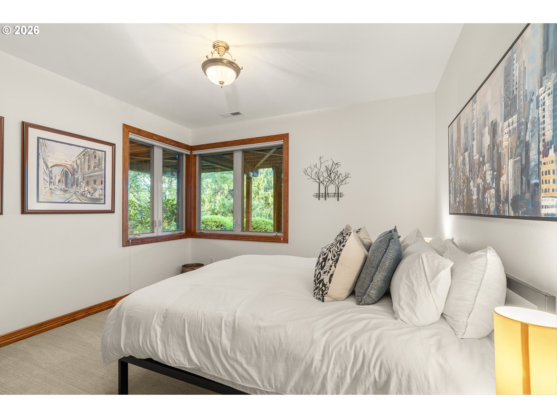 2535 NW LACAMAS DR