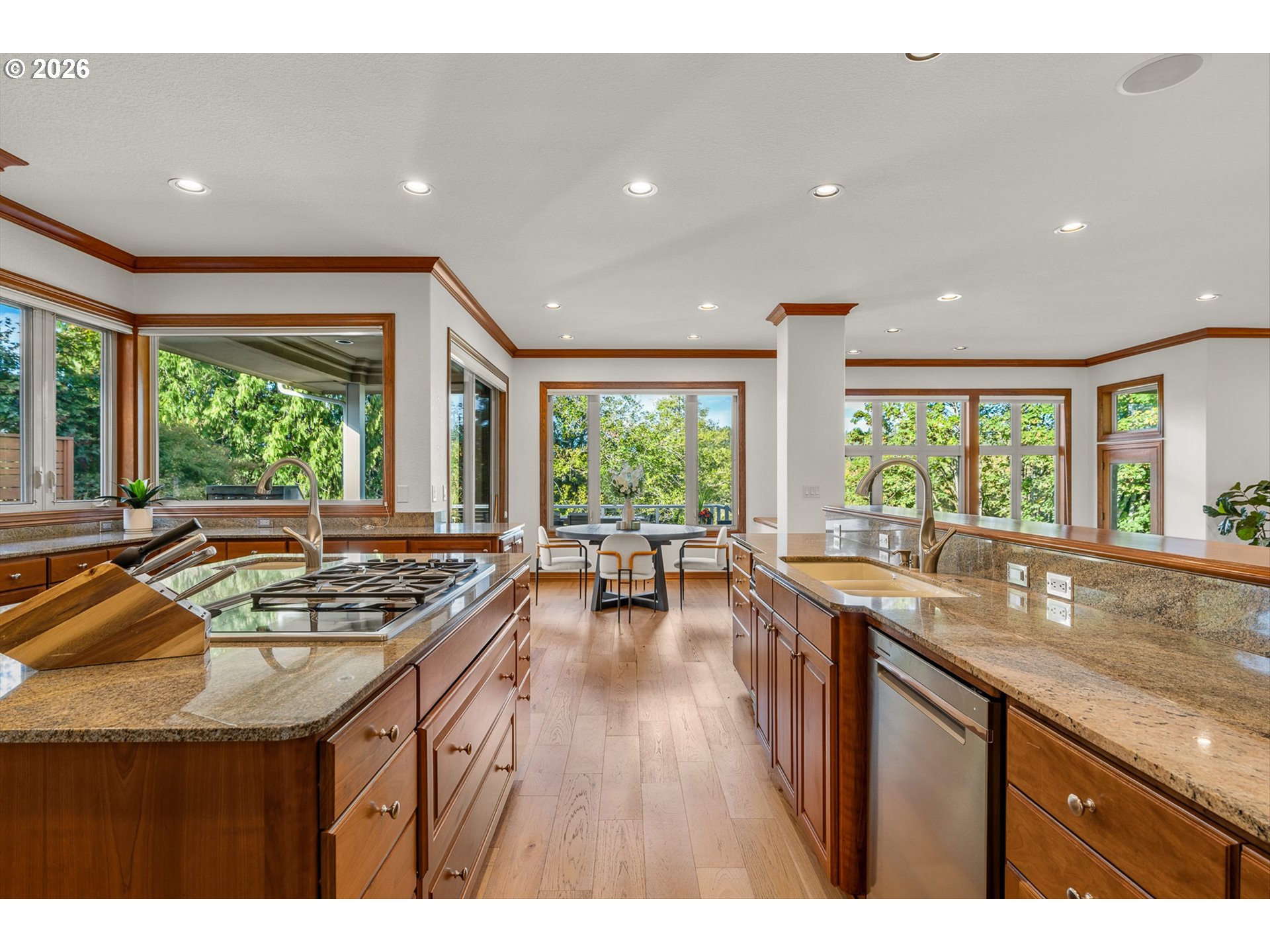 2535 NW LACAMAS DR