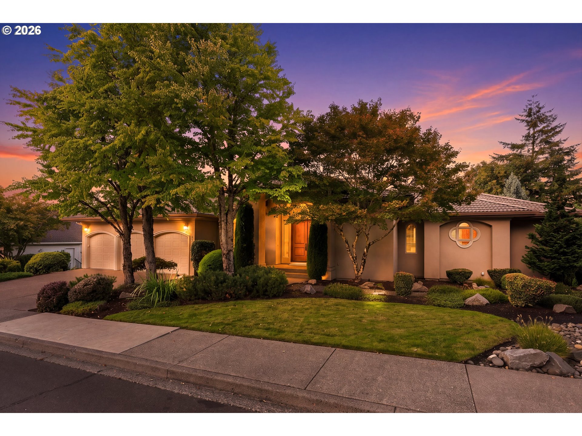 2535 NW LACAMAS DR