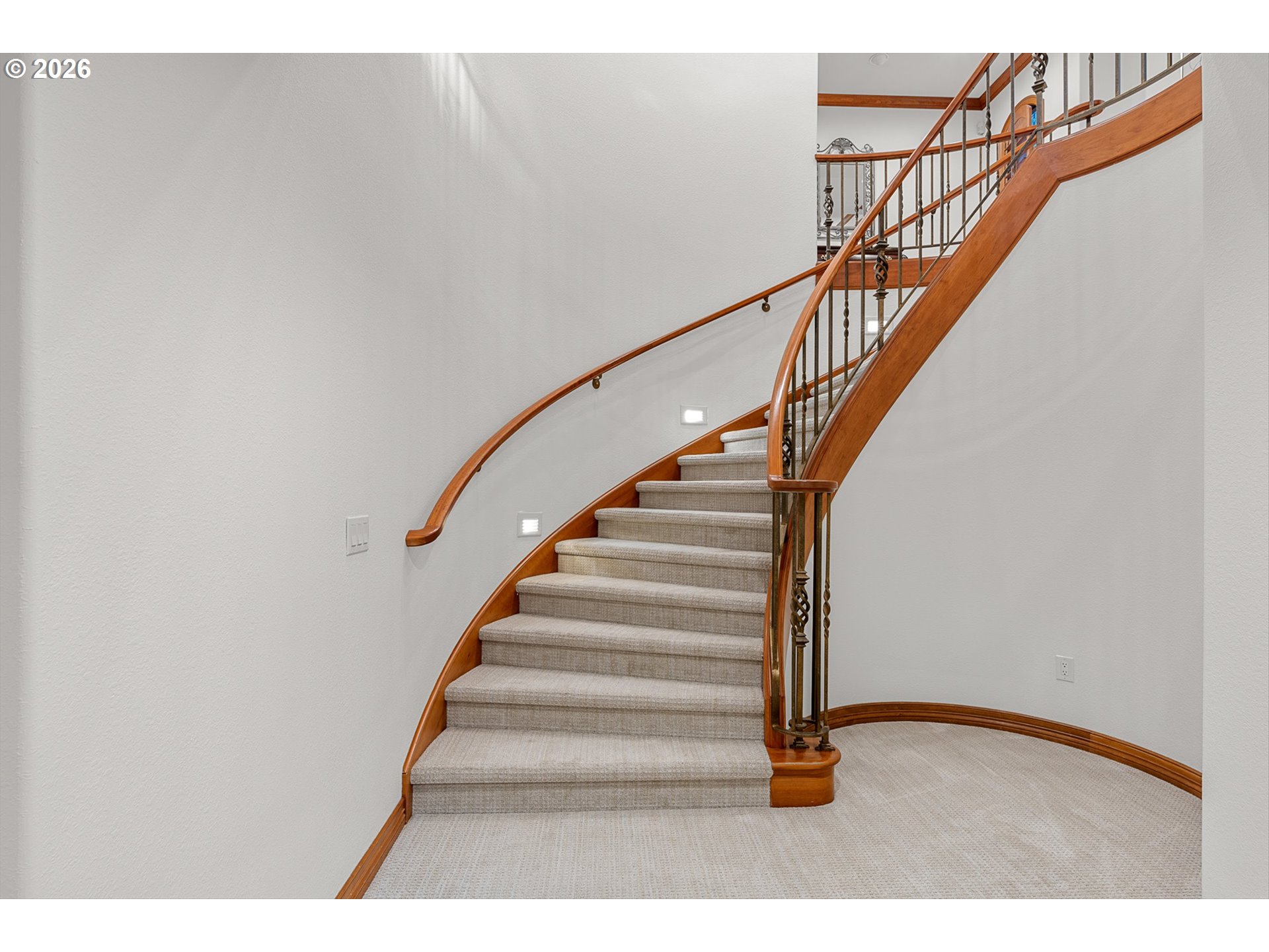 2535 NW LACAMAS DR