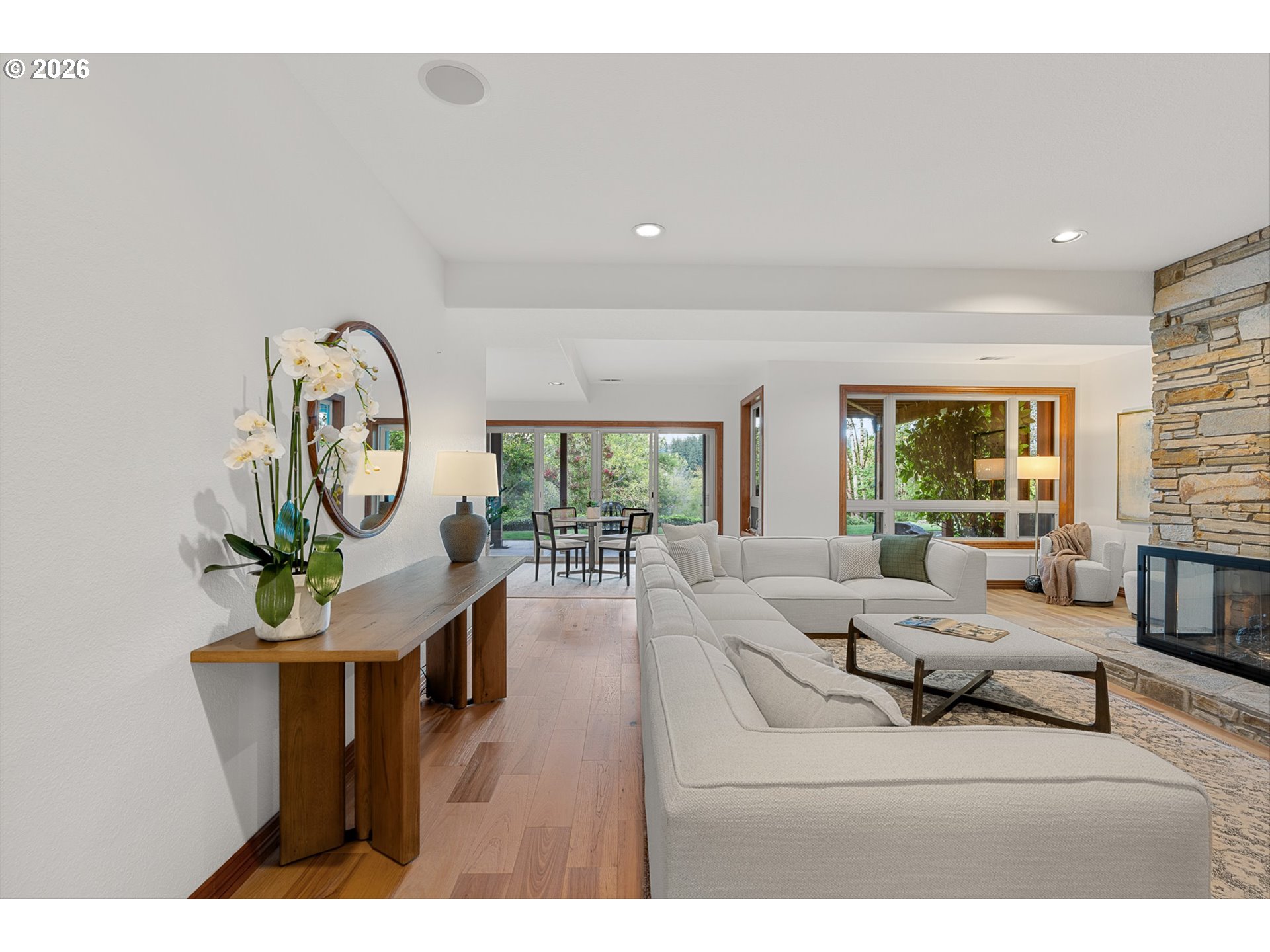 2535 NW LACAMAS DR