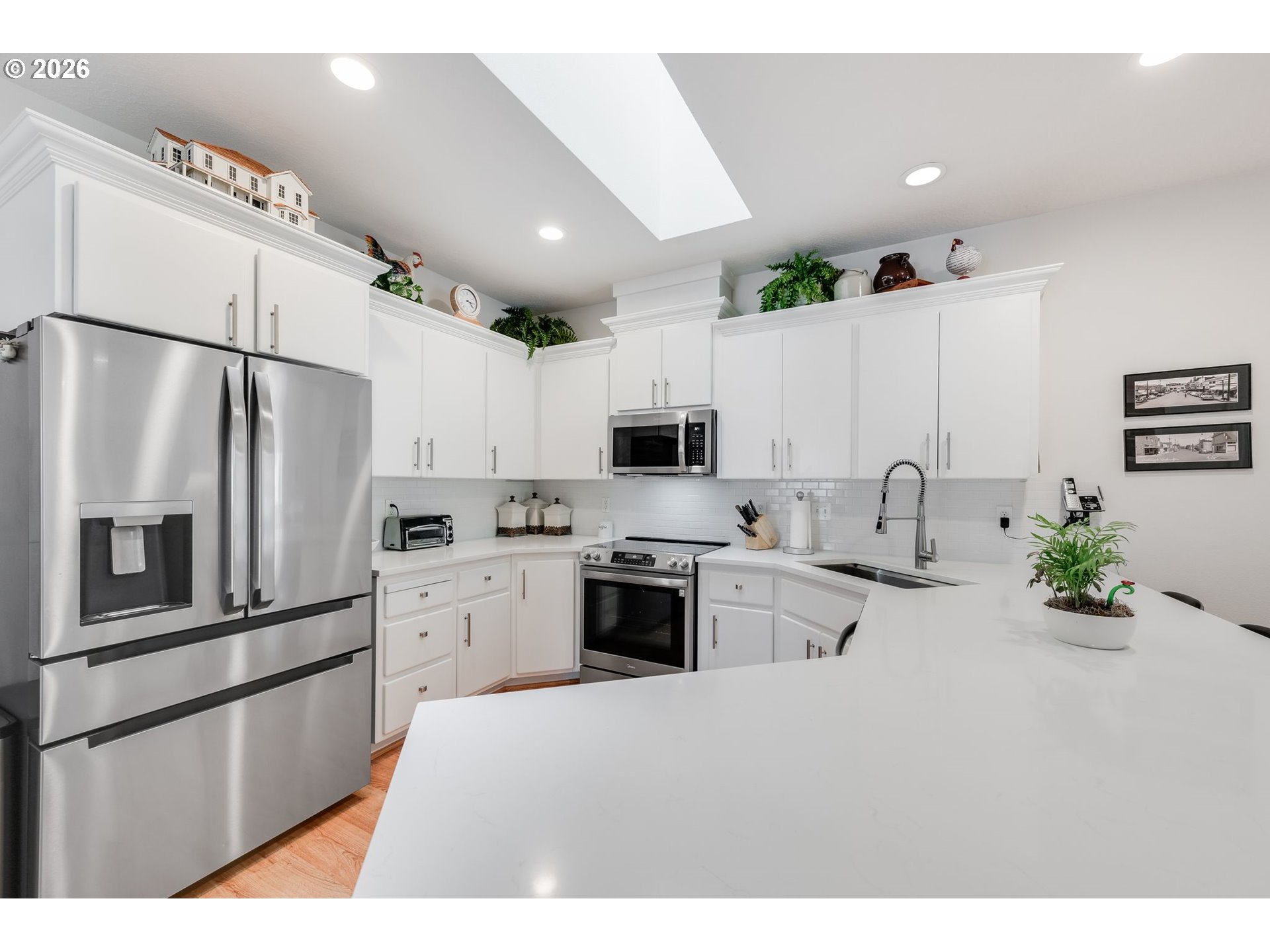 3851 P ST