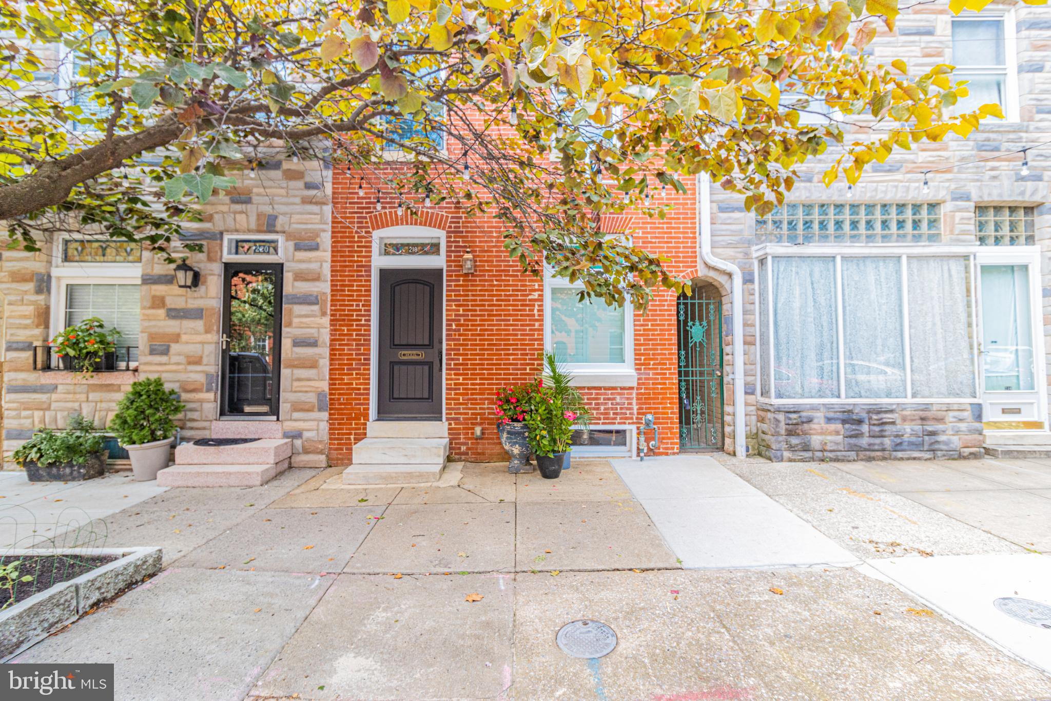 218 S Ann St S
