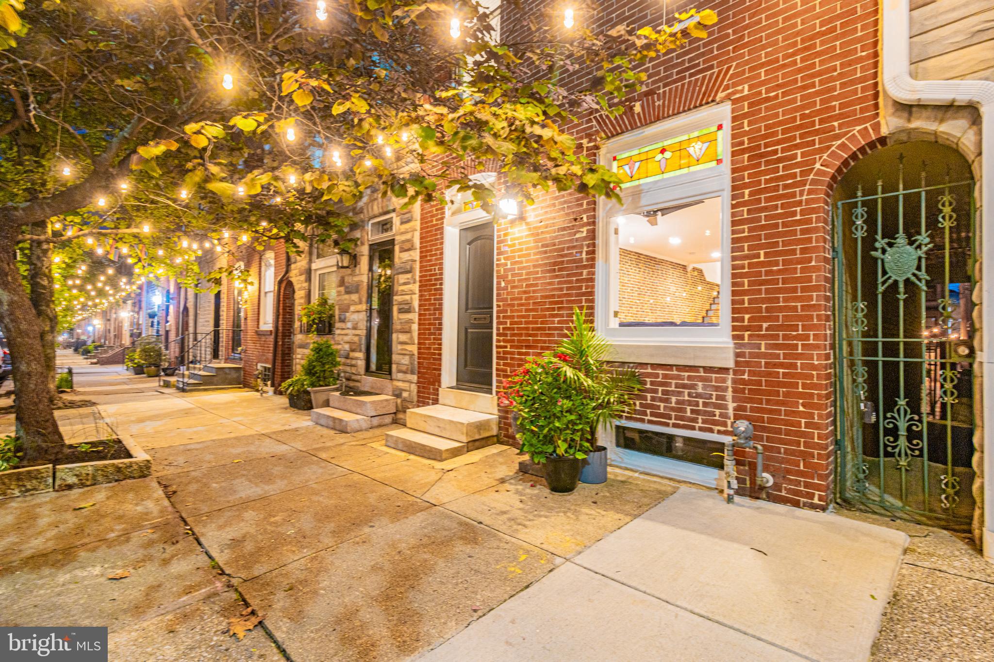 218 S Ann St S