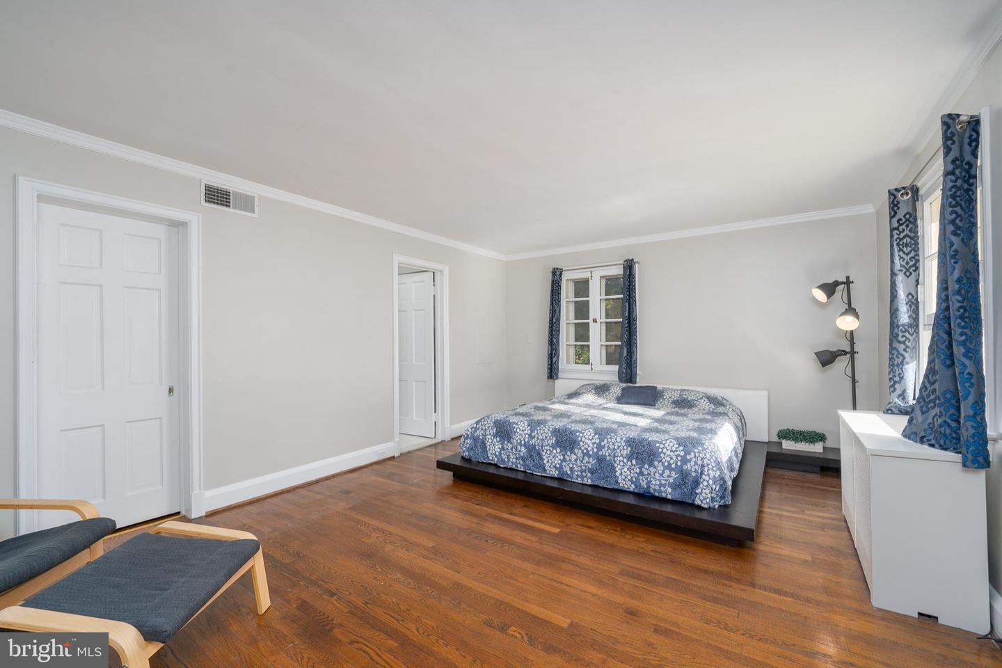 3609 Greenway