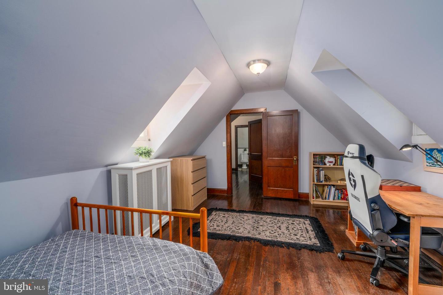 3609 Greenway