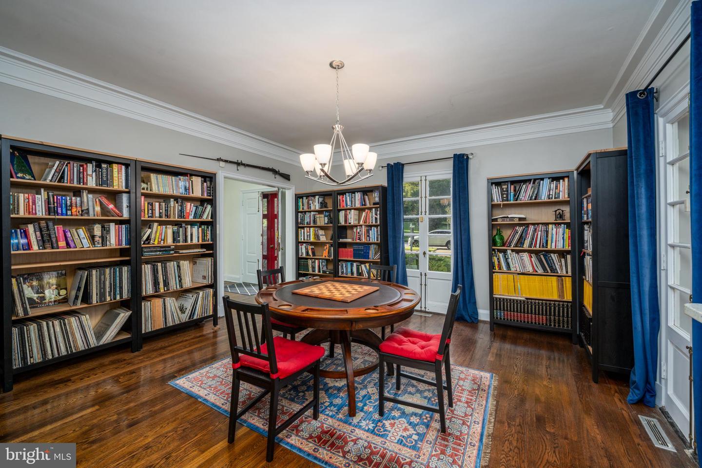 3609 Greenway