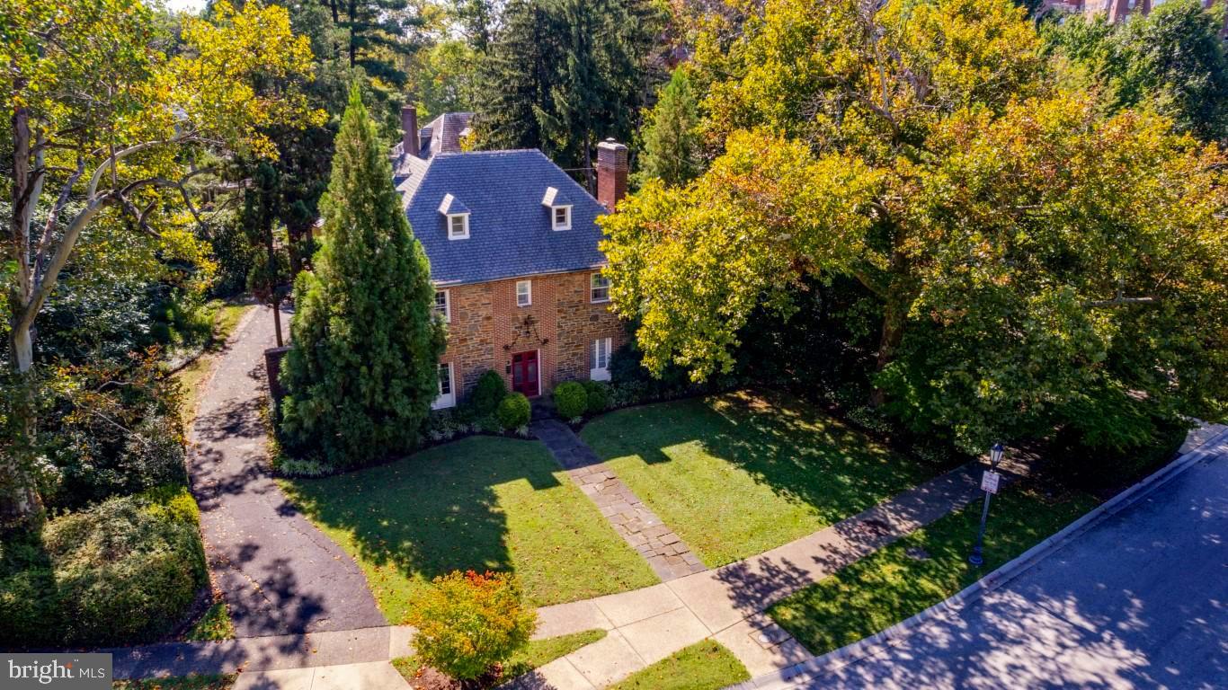 3609 Greenway