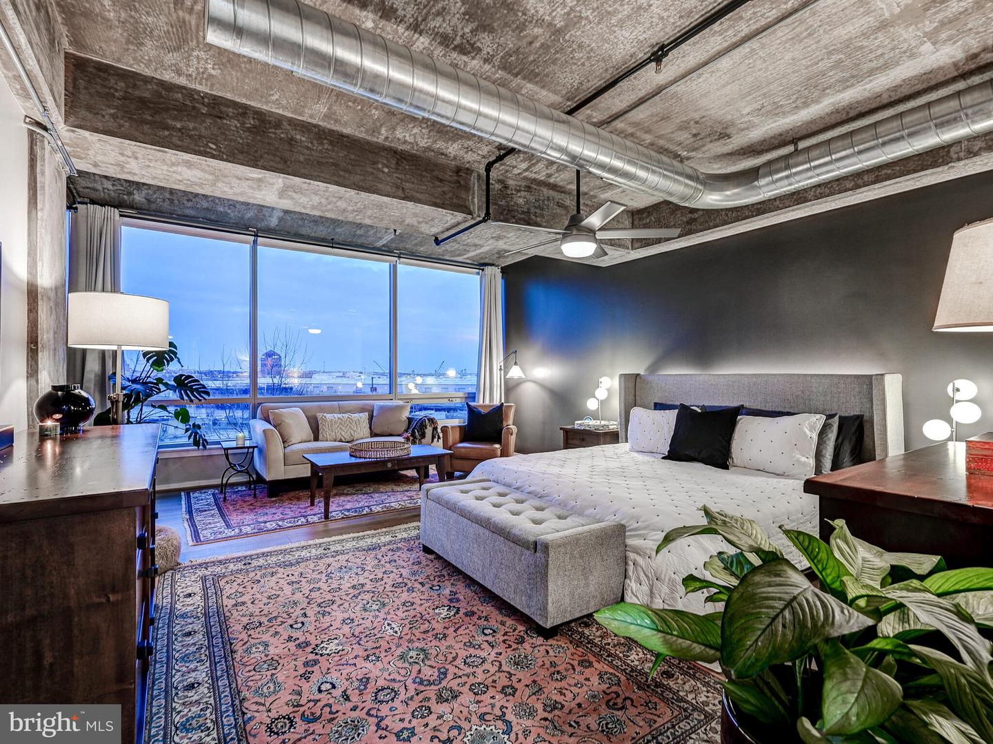 1200 Steuart St #411
