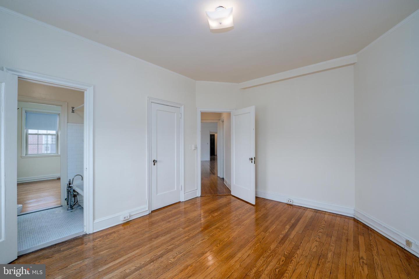 100 UNIVERSITY PKWY #2D