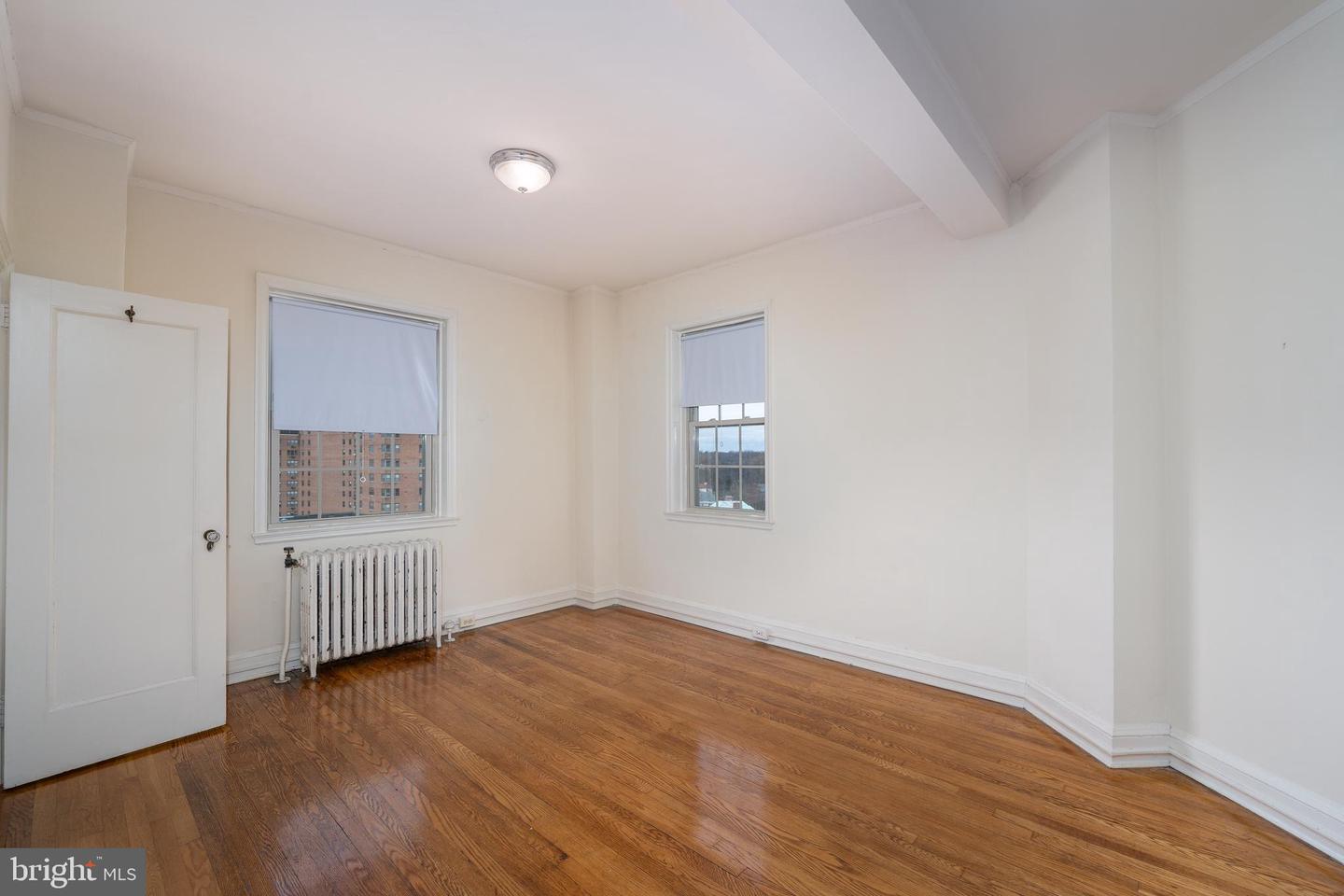 100 UNIVERSITY PKWY #2D