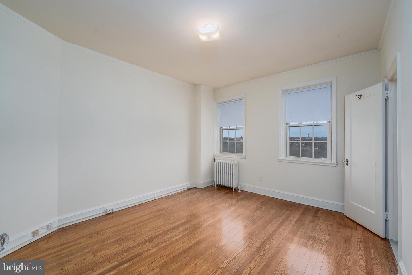 100 UNIVERSITY PKWY #2D