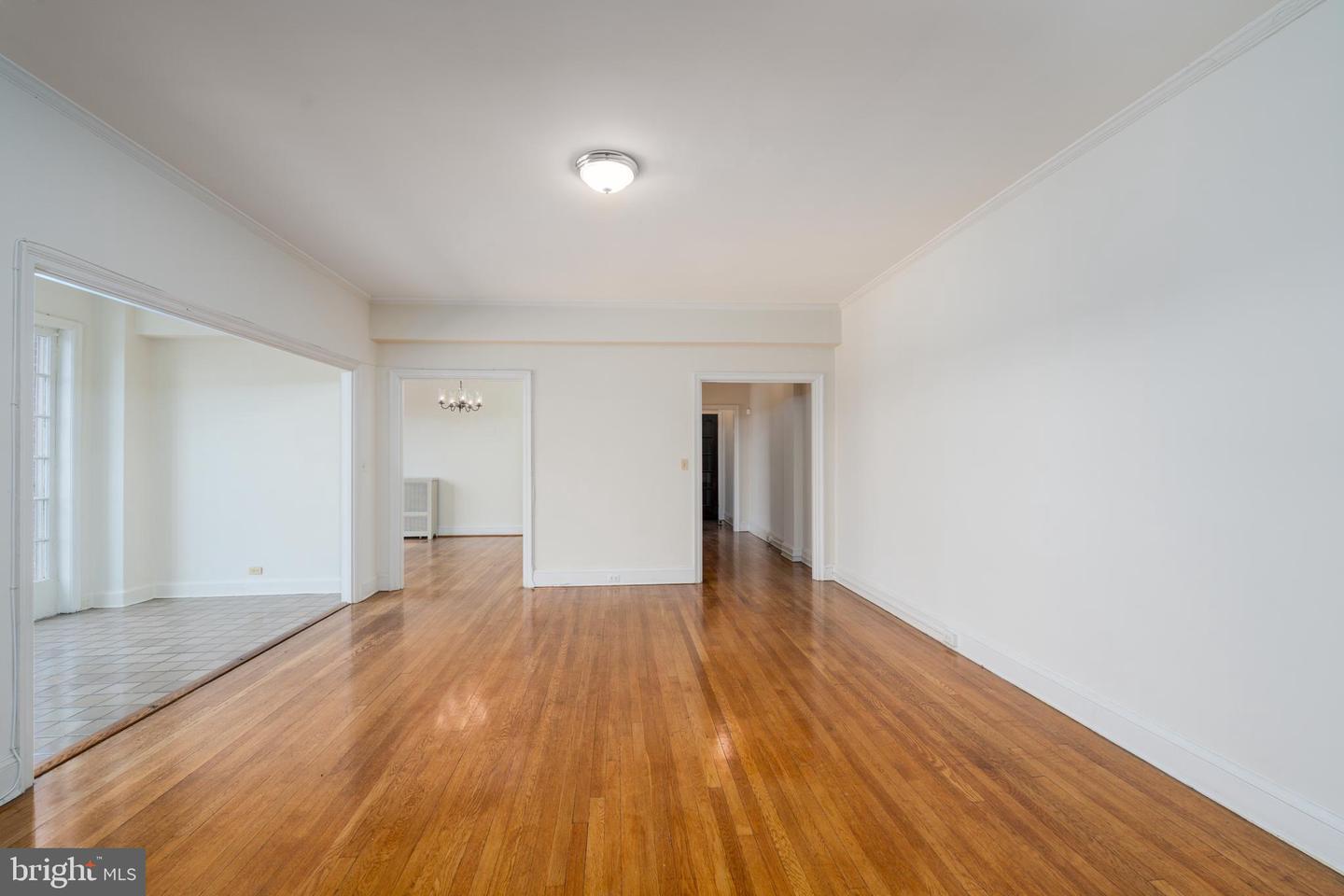 100 UNIVERSITY PKWY #8D