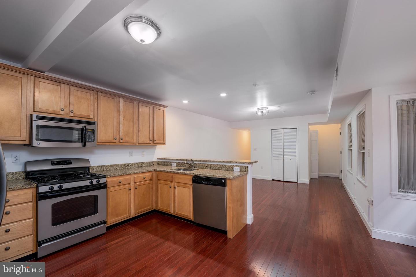 838 S BOND ST #2