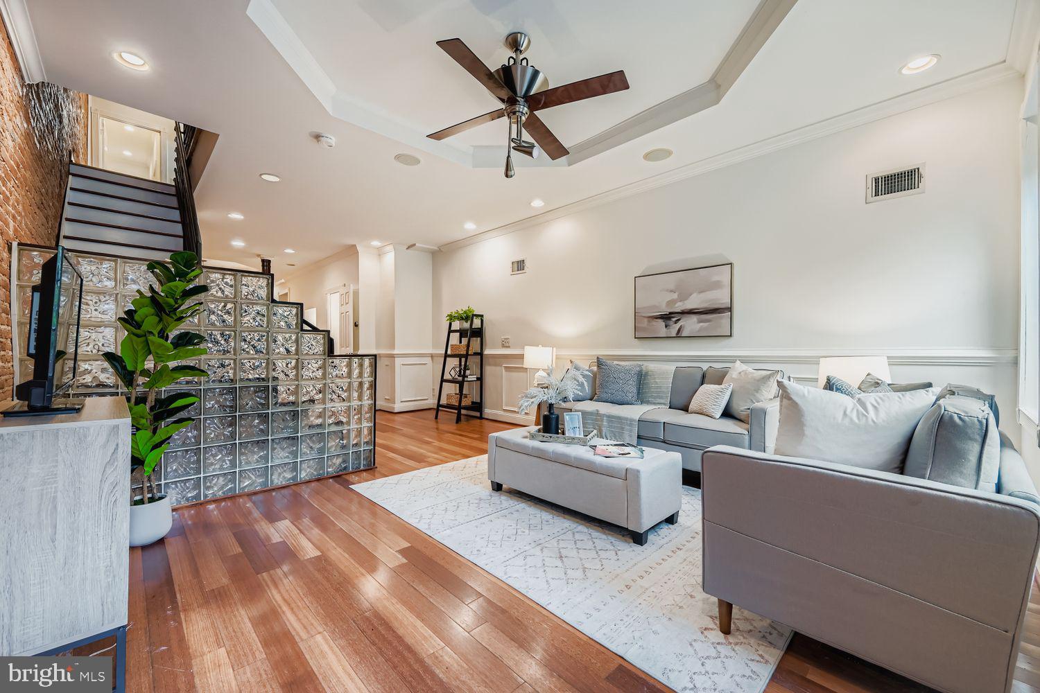 32 N PATTERSON PARK AVENUE