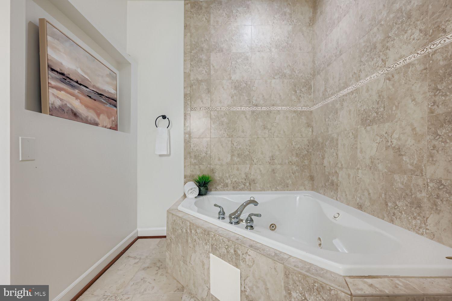 32 N PATTERSON PARK AVENUE