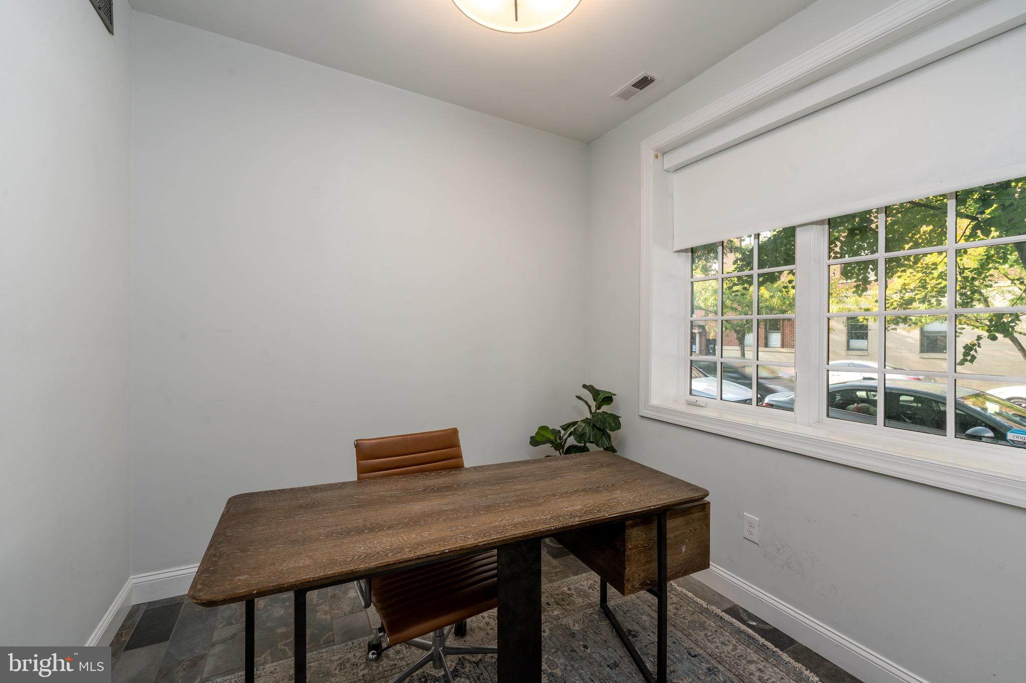 1735 ALICEANNA STREET