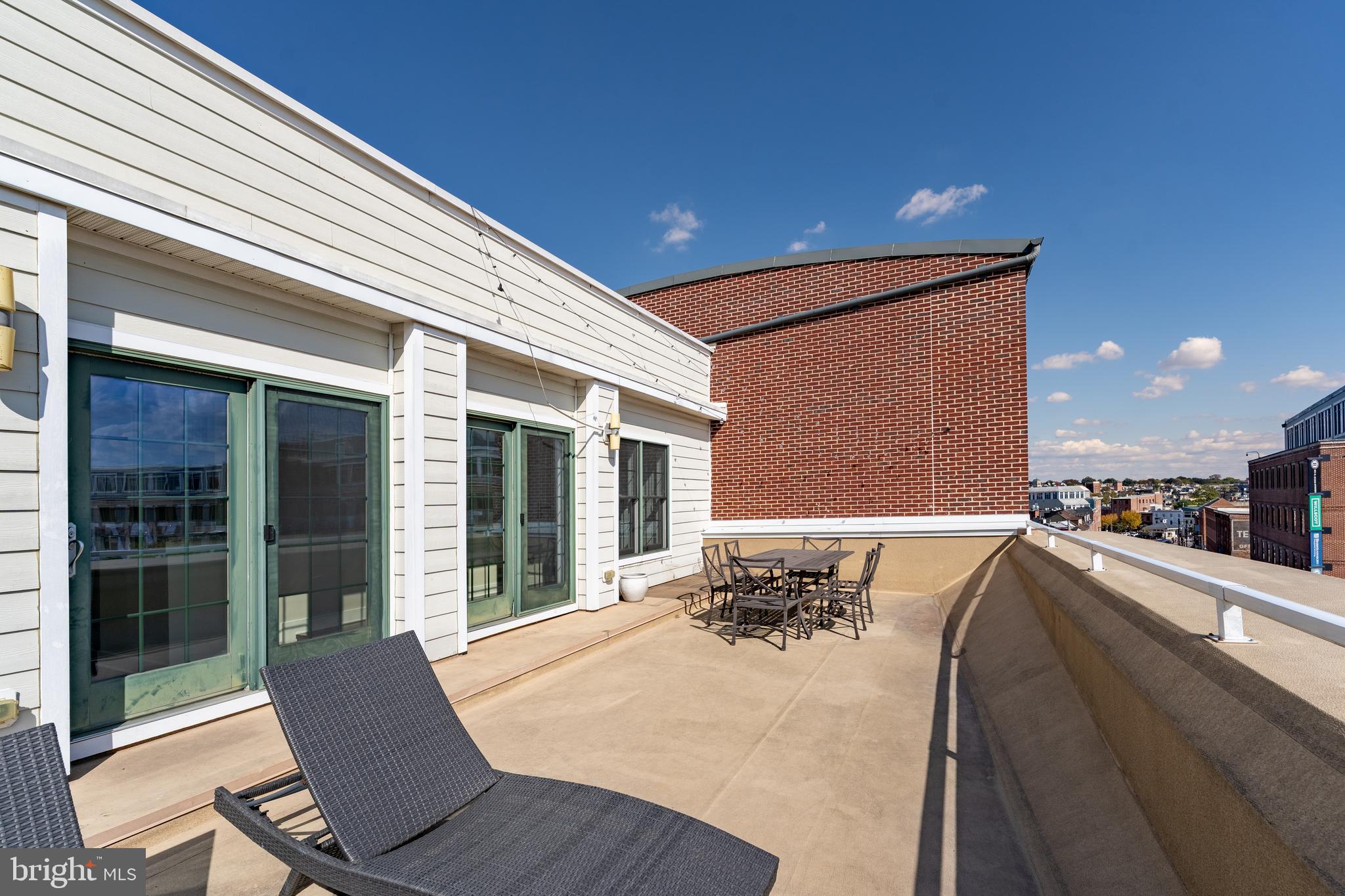 1500 THAMES STREET 401