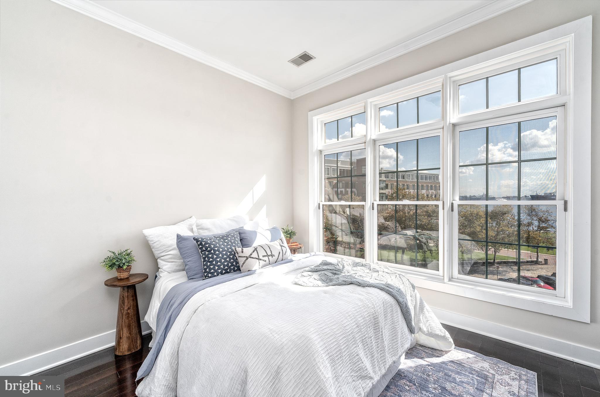 1500 THAMES STREET 401