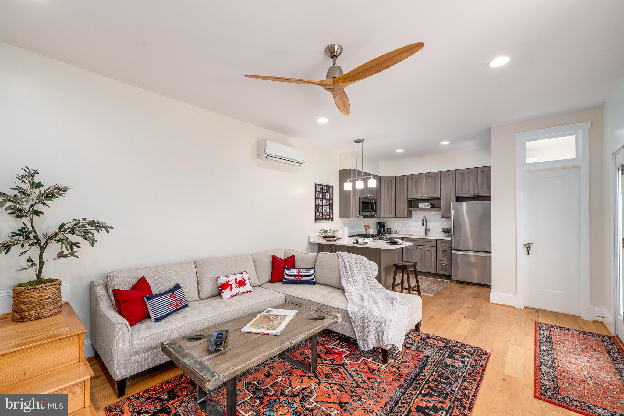 1713 ALICEANNA STREET