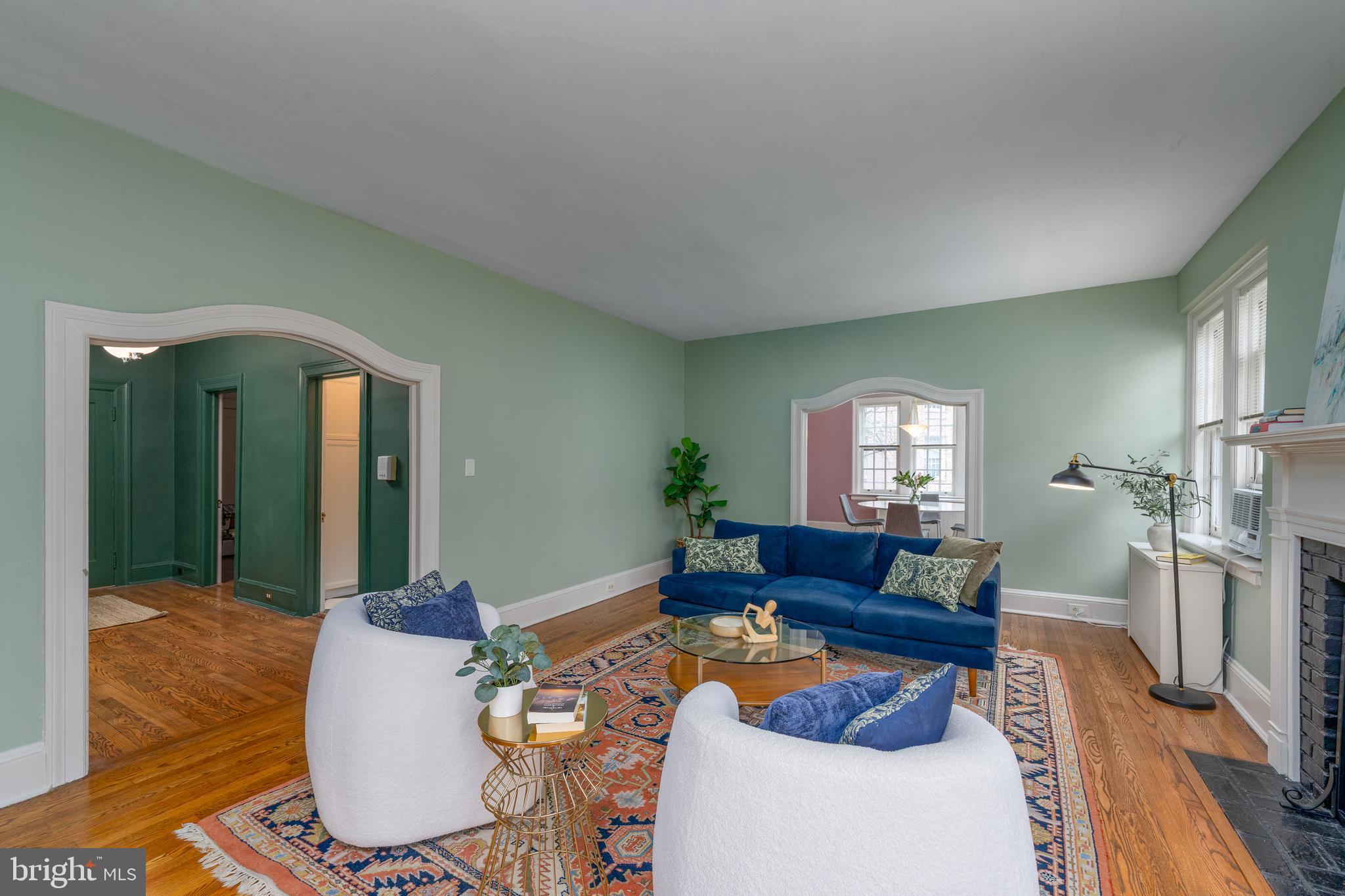 102 W 39TH STREET 2B