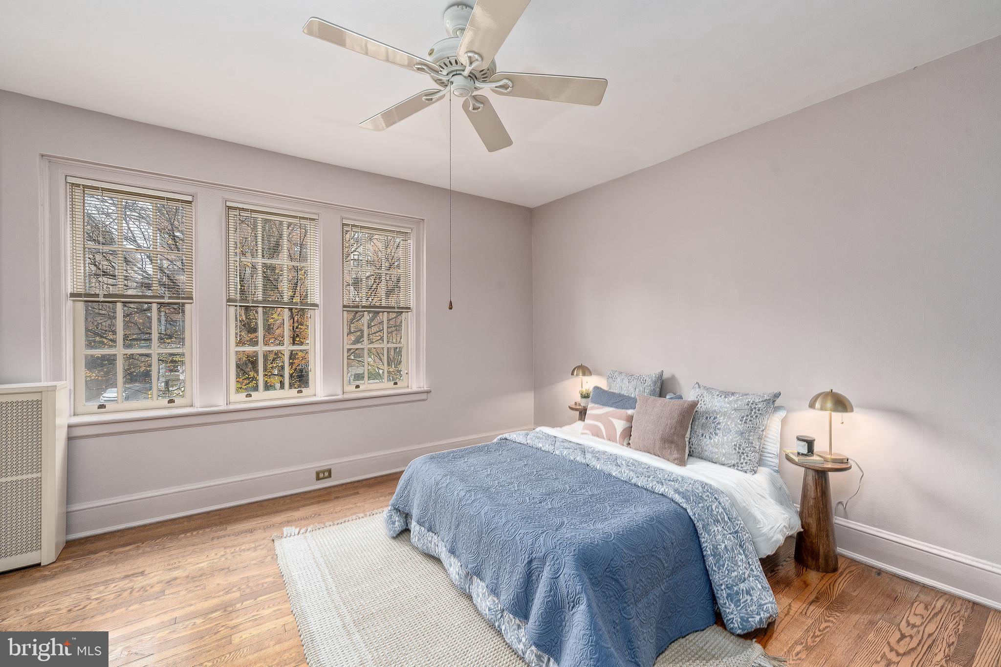 102 W 39TH STREET 2B