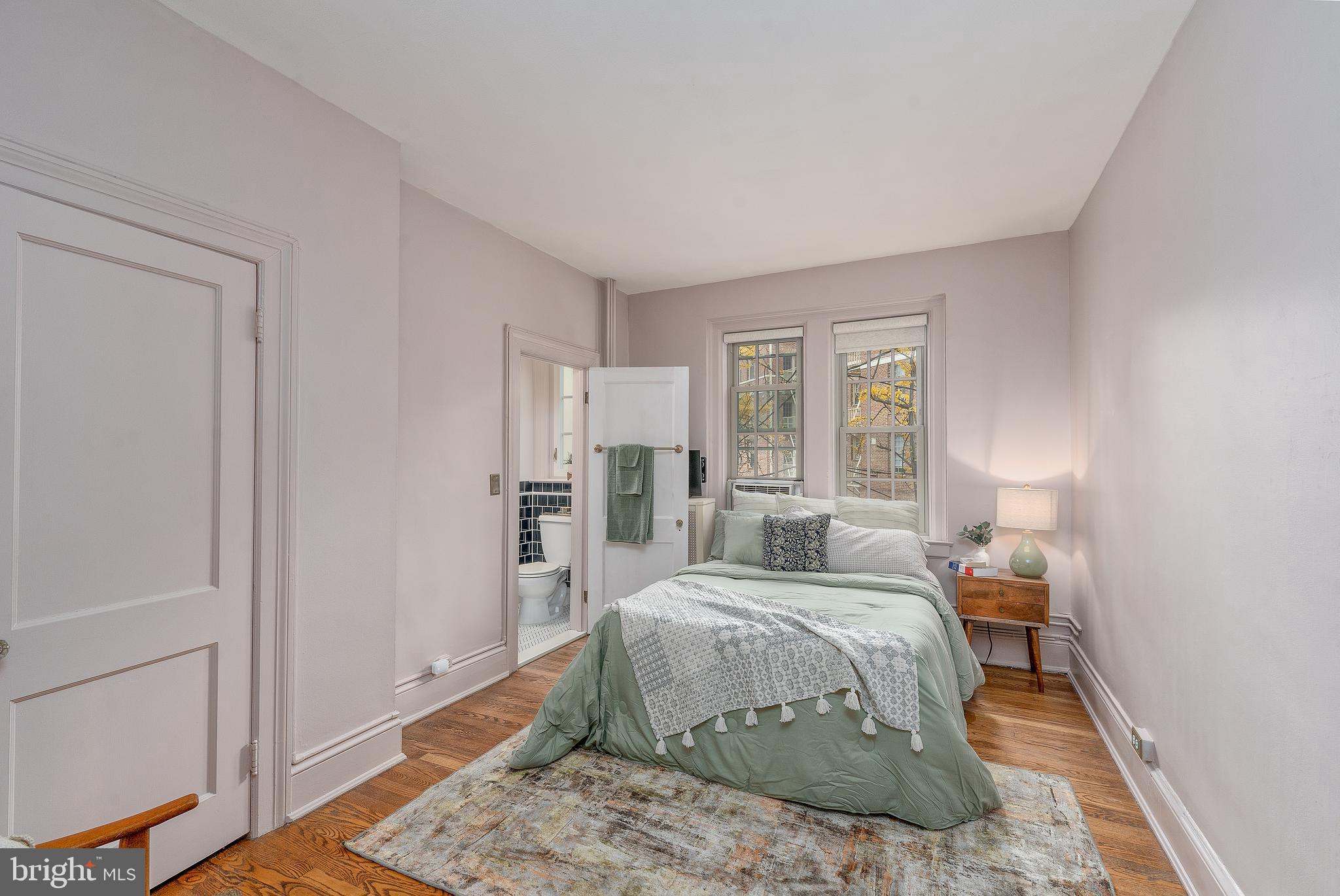102 W 39TH STREET 2B