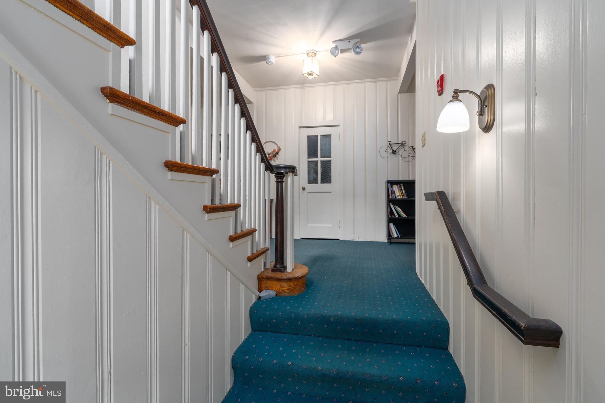 102 W 39TH STREET 2B