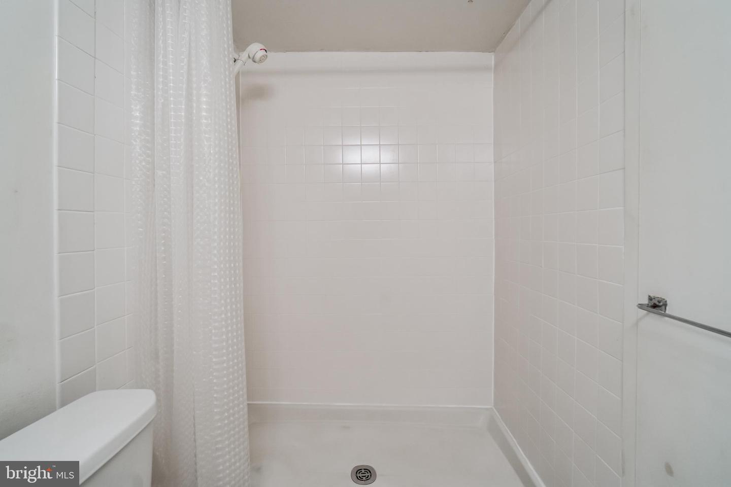 4000 GYPSY LANE Unit: 417