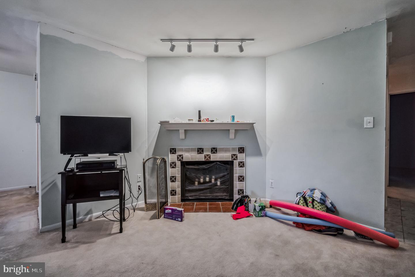 4000 GYPSY LANE Unit: 417