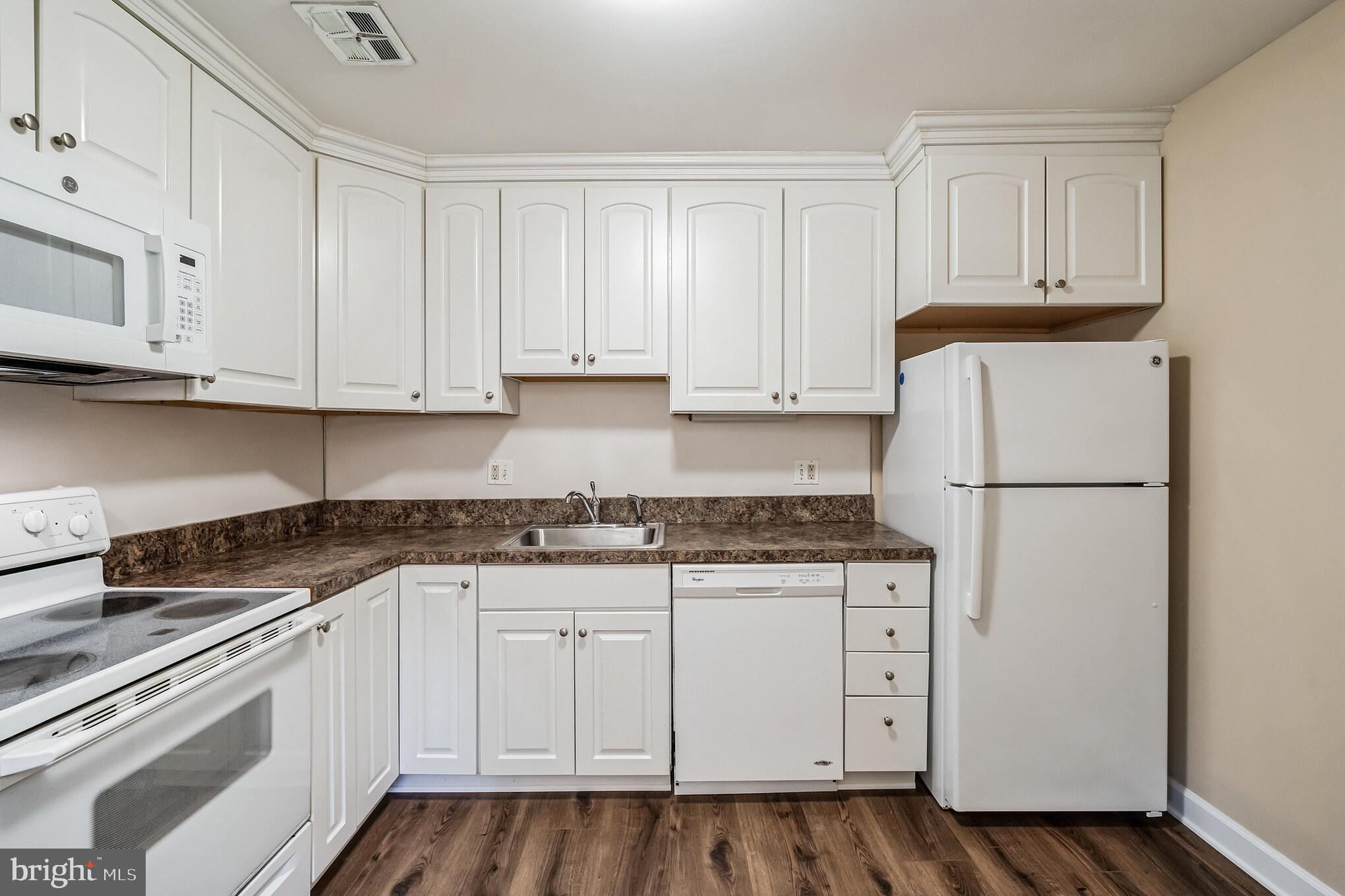 4000 GYPSY LANE Unit: 506