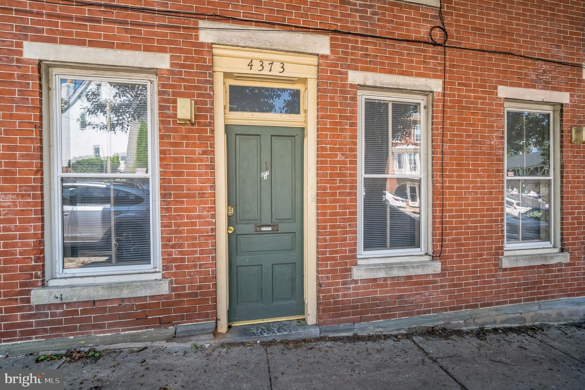 4373 CRESSON STREET Unit: 1