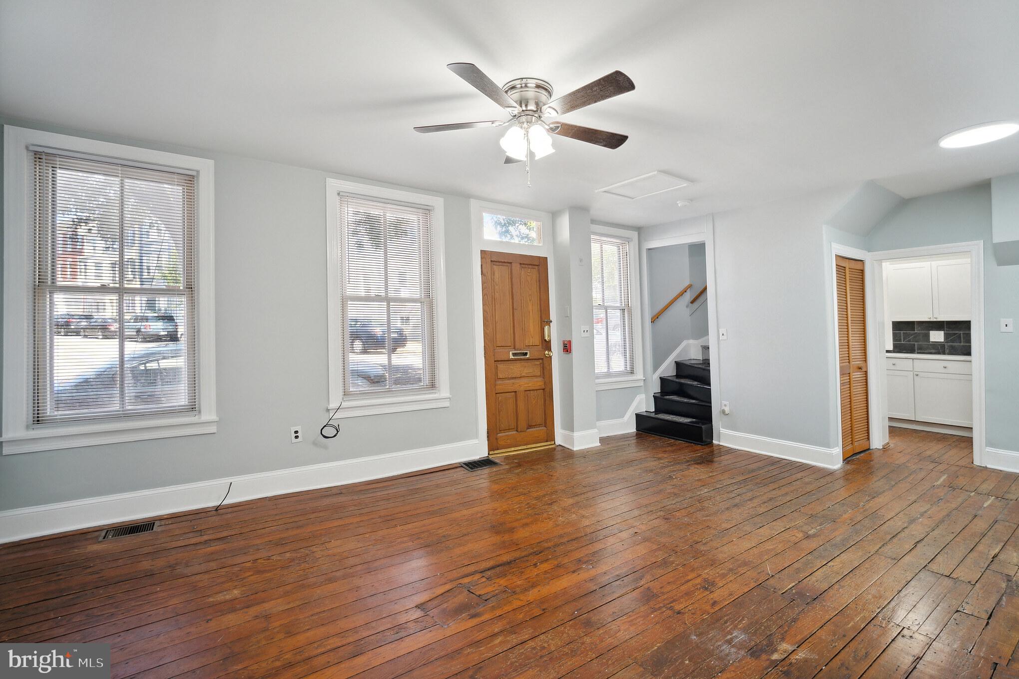 4373 CRESSON STREET Unit: 1