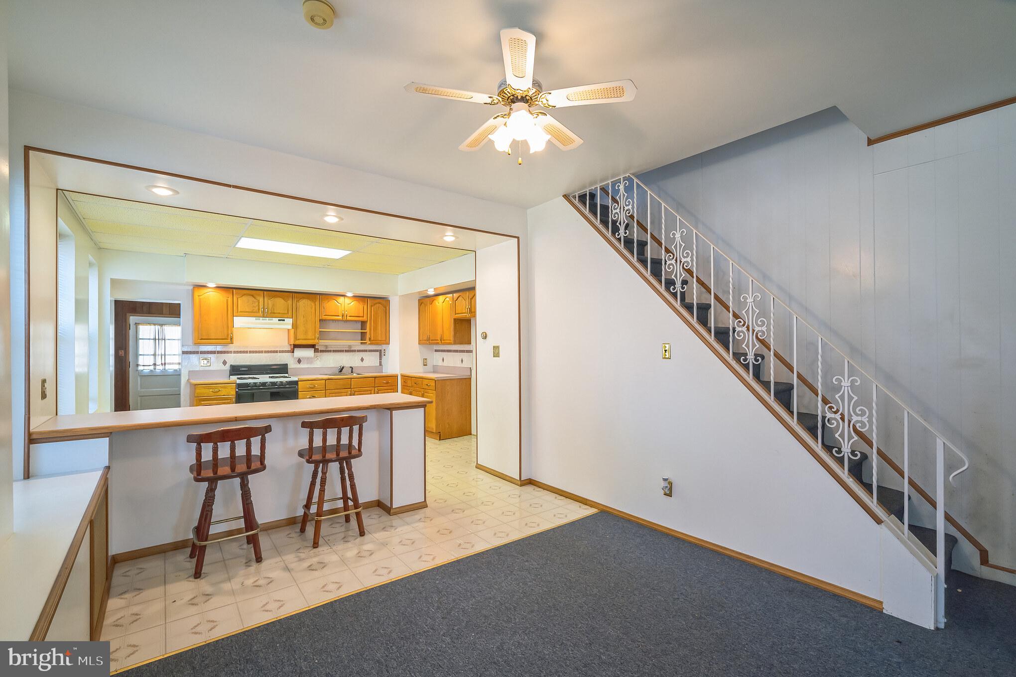 606 Hermitage STREET