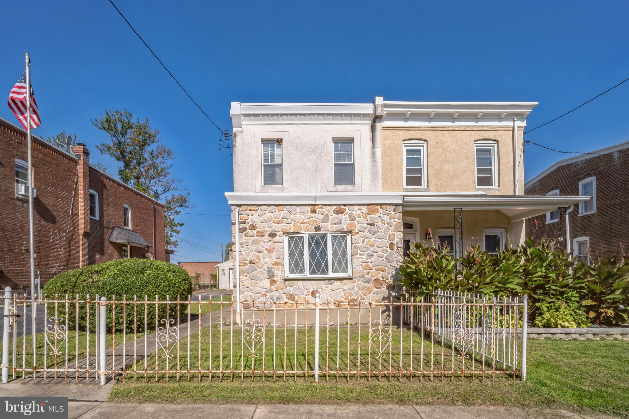 606 Hermitage STREET