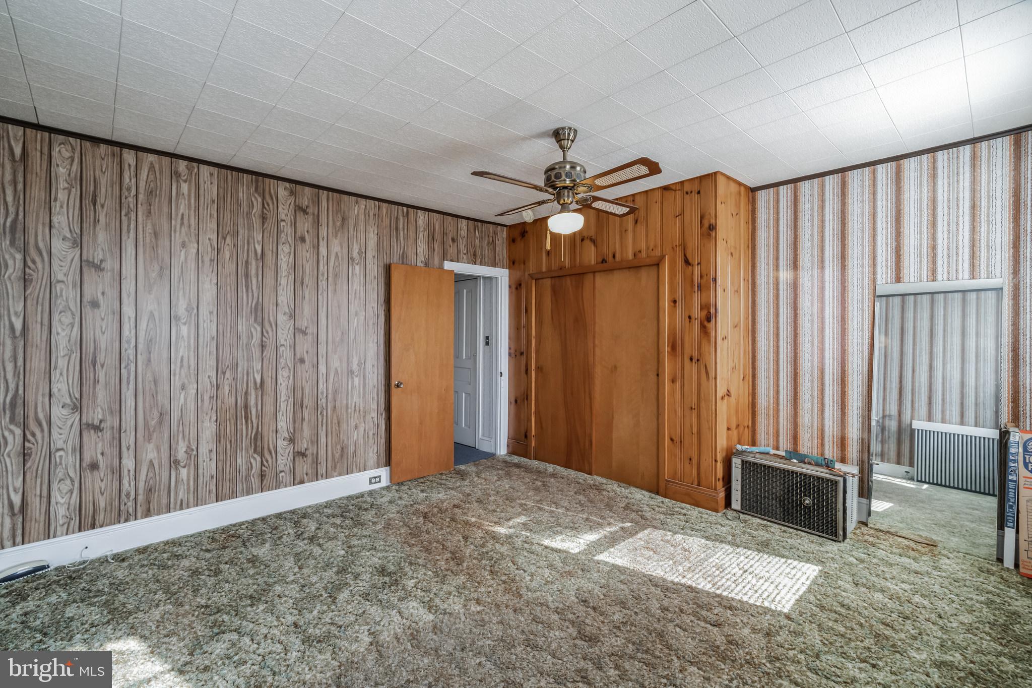 606 Hermitage STREET