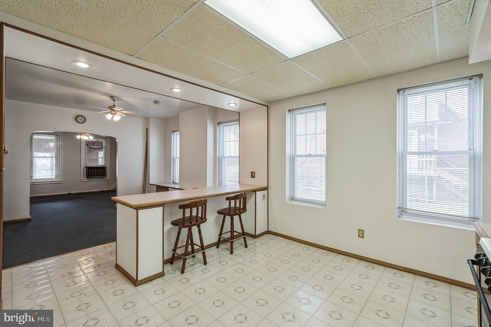 606 Hermitage STREET